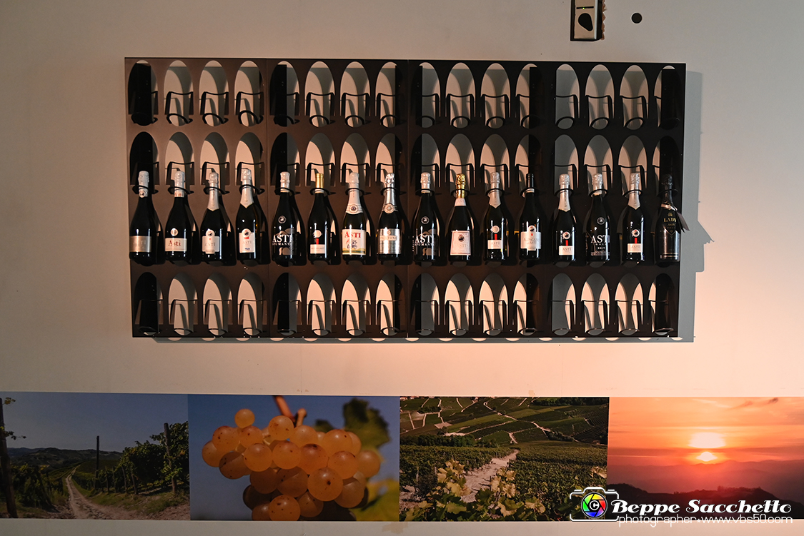 VBS_5123 - Novanta Anni di Bollicine Asti Spumante - Moscato d'Asti.jpg